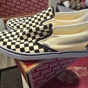 VANS CHECKERBOARD SLIP-ON BLACK / OFF WHITE VN000EYEBWW Men's Size 11 US NEW